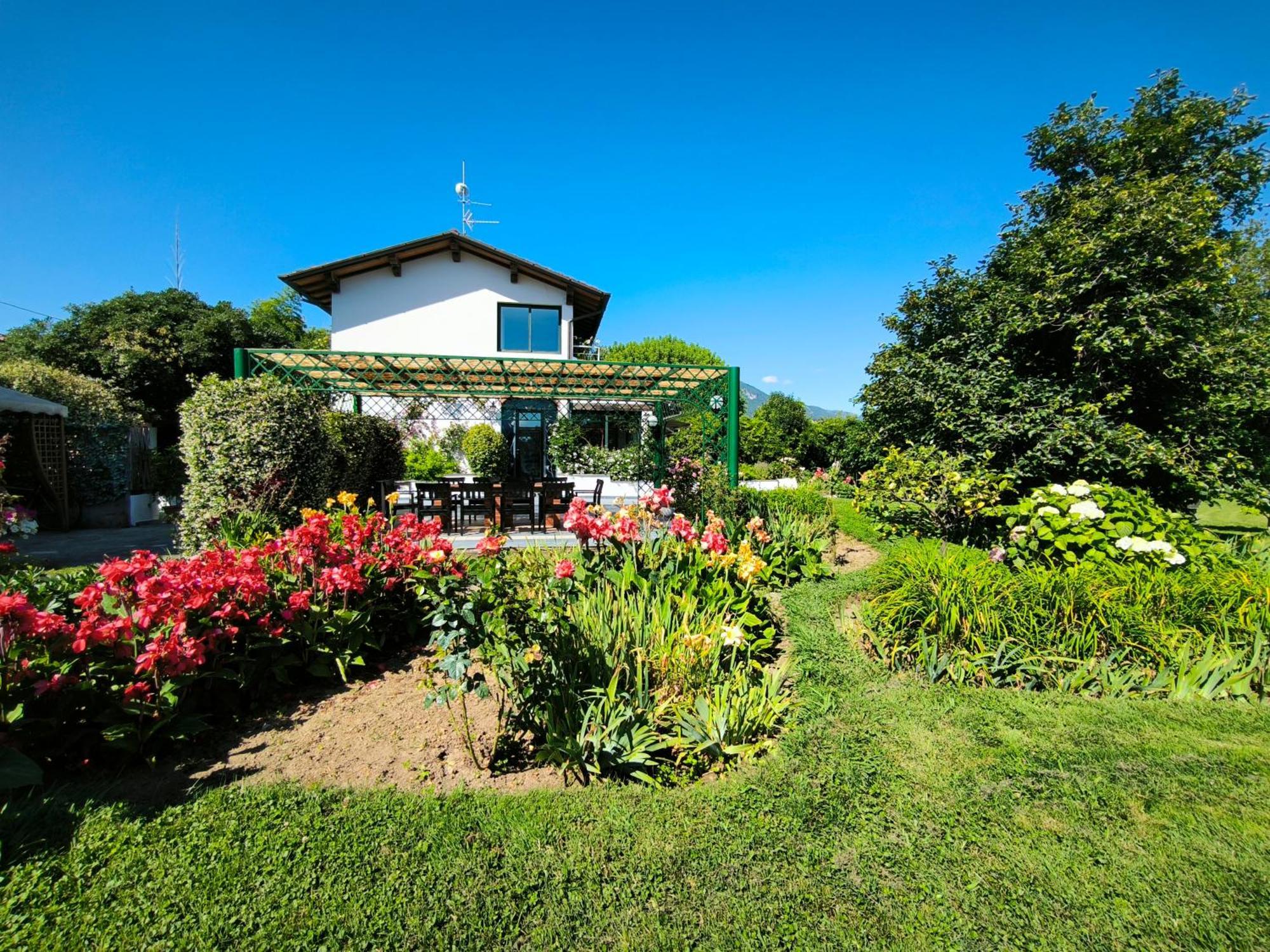 Versilia - Pietrasanta - Le Colmate Guesthouse ตอนฟาโน ภายนอก รูปภาพ