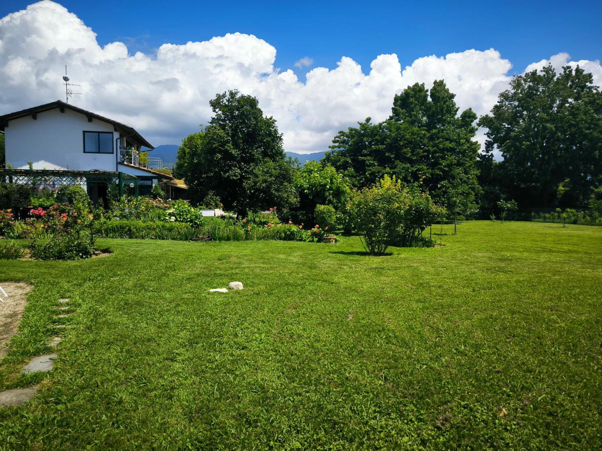 Versilia - Pietrasanta - Le Colmate Guesthouse ตอนฟาโน ภายนอก รูปภาพ