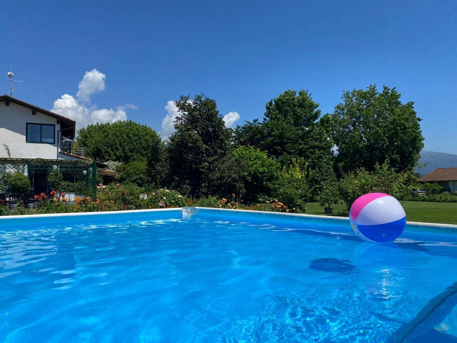 Versilia - Pietrasanta - Le Colmate Guesthouse ตอนฟาโน ภายนอก รูปภาพ