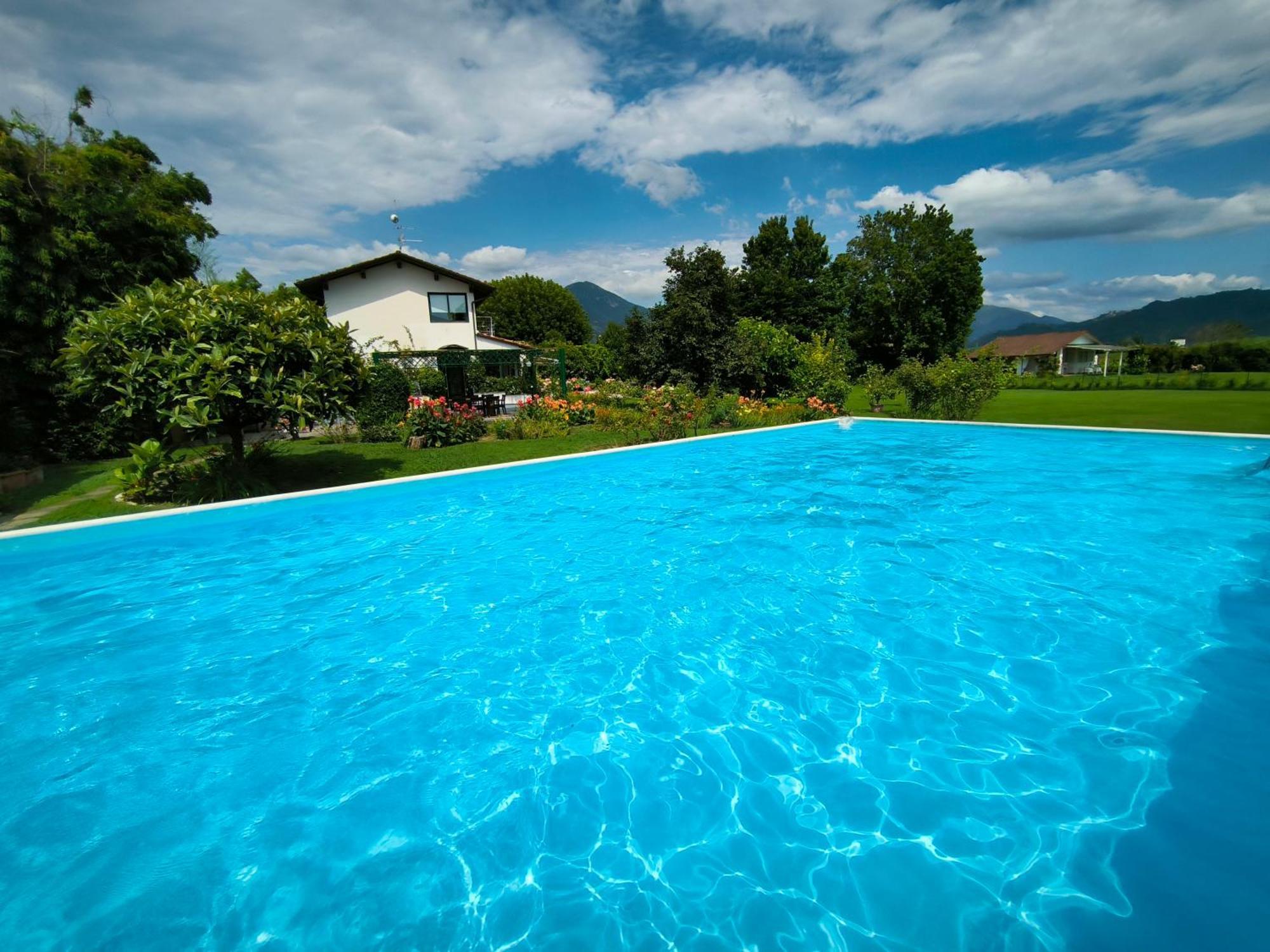 Versilia - Pietrasanta - Le Colmate Guesthouse ตอนฟาโน ภายนอก รูปภาพ