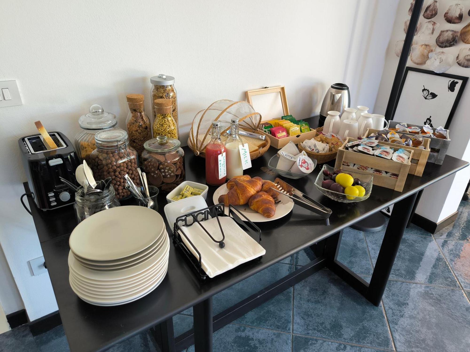 Versilia - Pietrasanta - Le Colmate Guesthouse ตอนฟาโน ภายนอก รูปภาพ