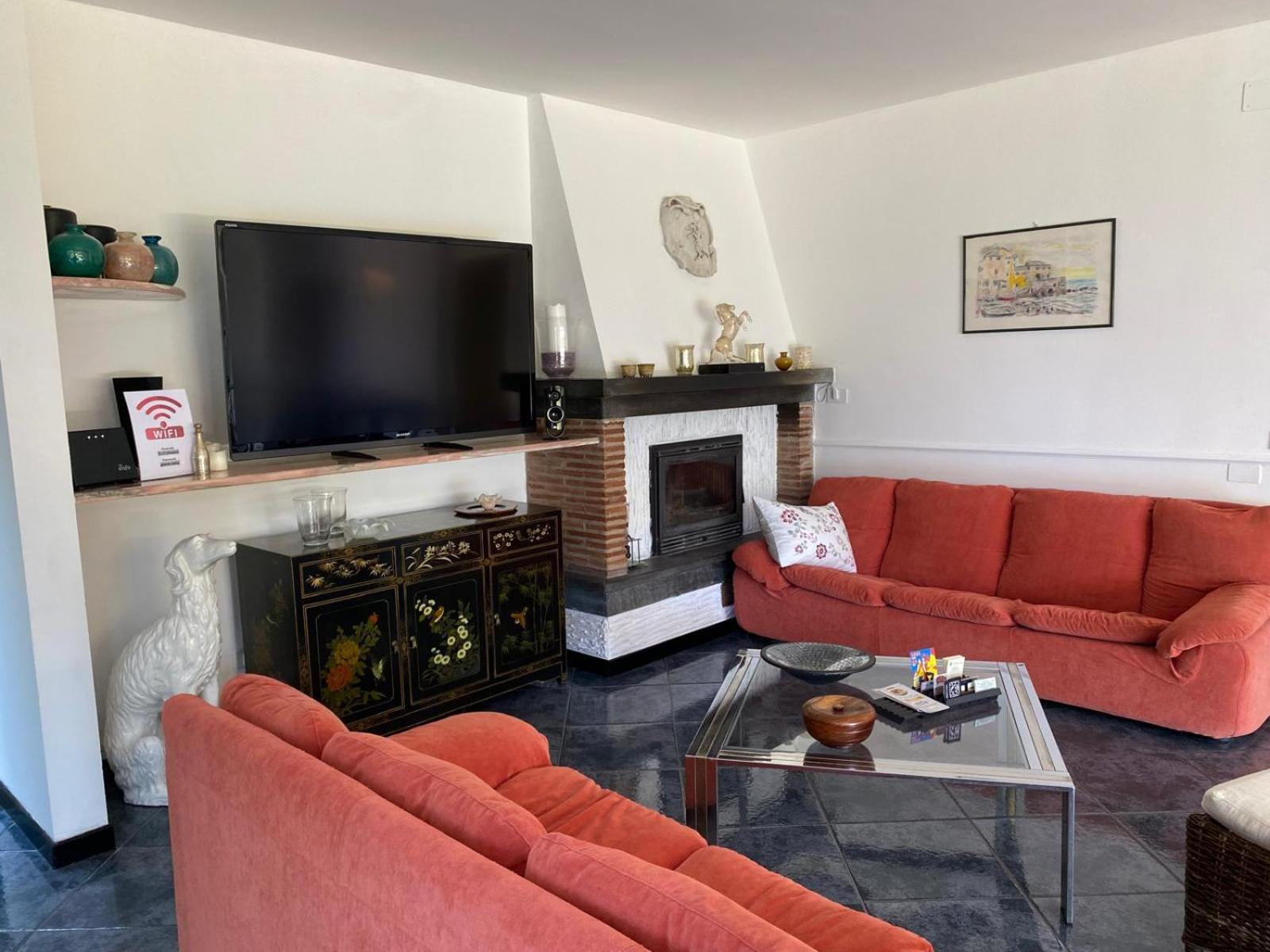 Versilia - Pietrasanta - Le Colmate Guesthouse ตอนฟาโน ภายนอก รูปภาพ